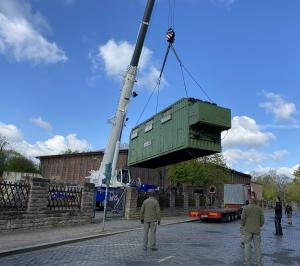 Verladung und Transfer von Elefantenkuh Don Chung im Spezialtransporter © Zoo Leipzig